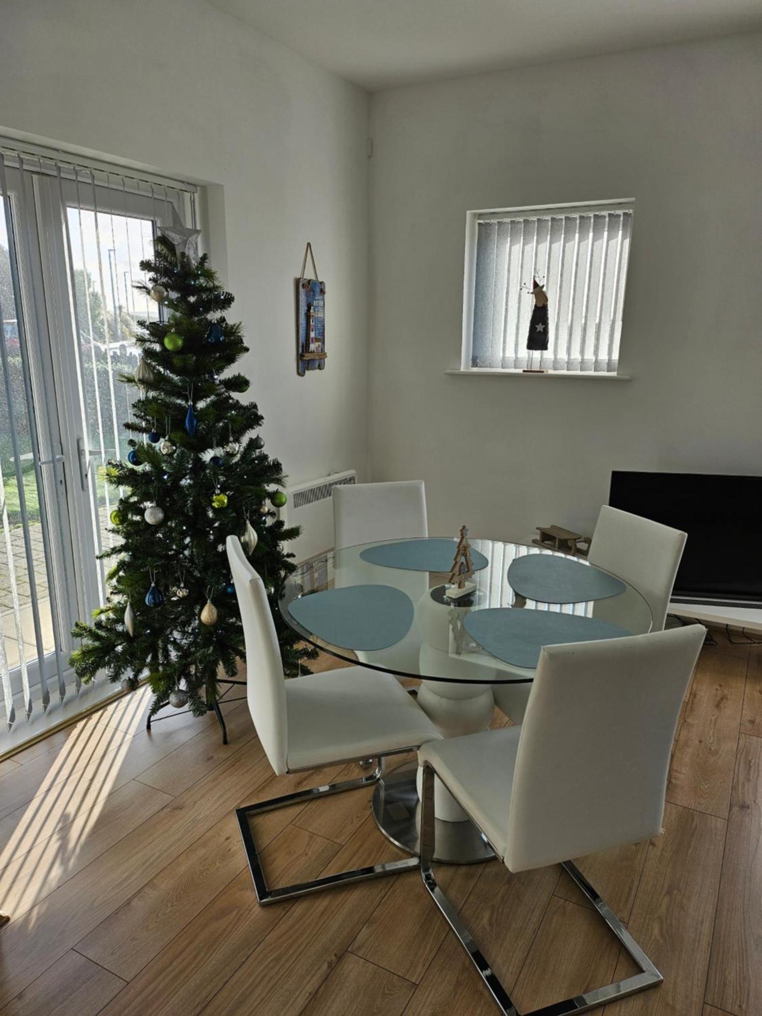 Coastal Apartment With Beach On Your Doorstep! Llanelli Exterior foto